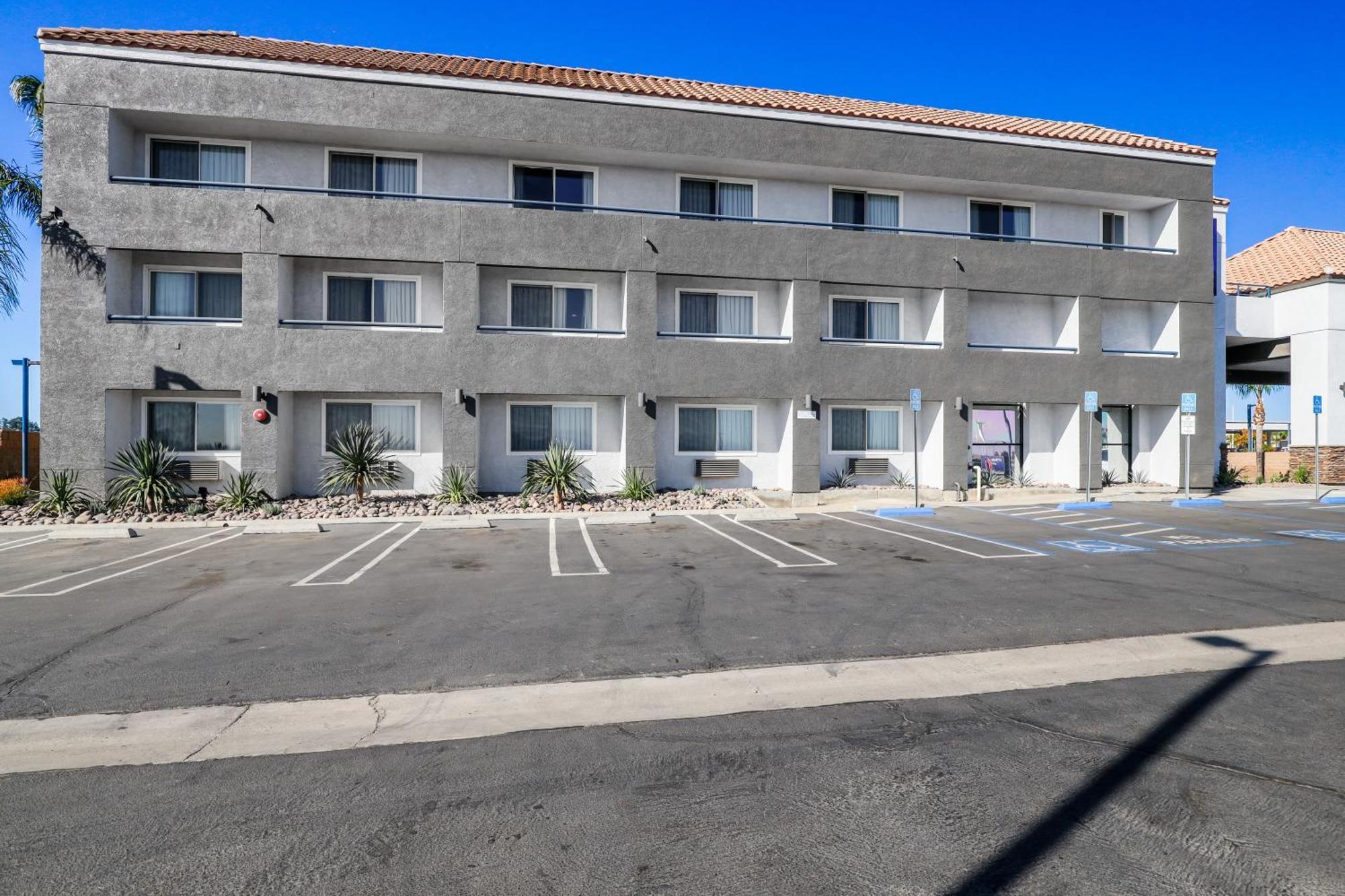 Studio 6 Suites Perris, Ca Exterior foto